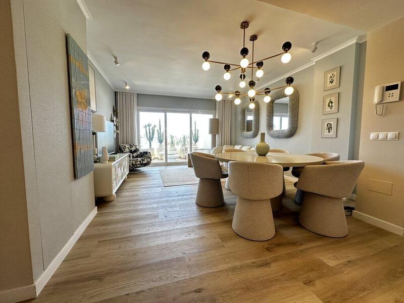 3 slaapkamer Appartement Te koop 3 slaapkamer Appartement Te koop