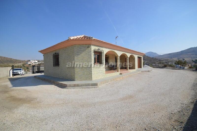 Villa for sale in Oria, Almería