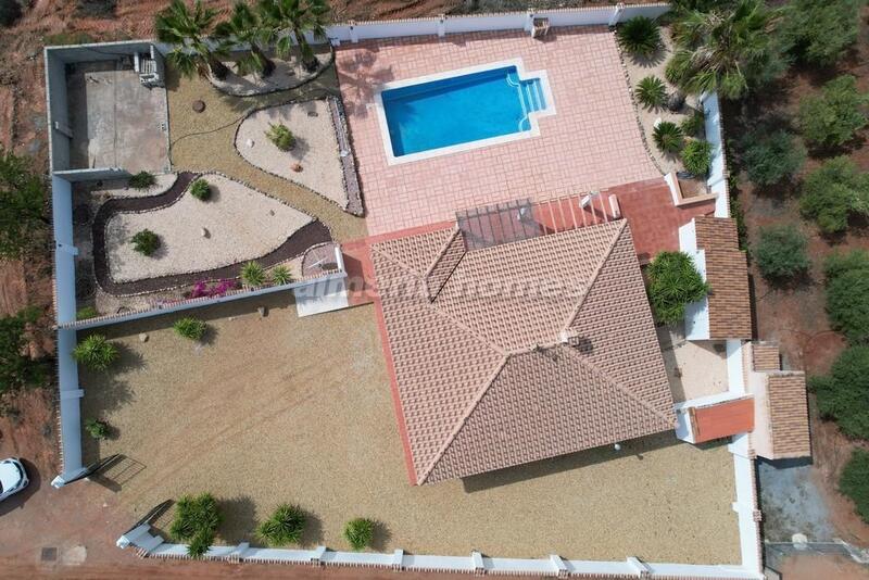 3 Cuarto Villa en venta