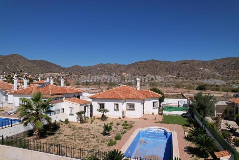 Villa til salg i Arboleas, Almería