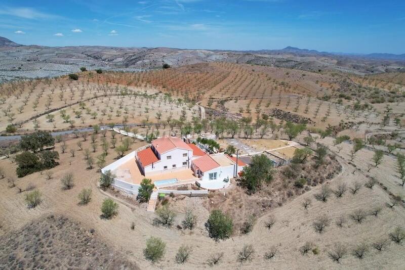 5 Cuarto Casa de Campo en venta
