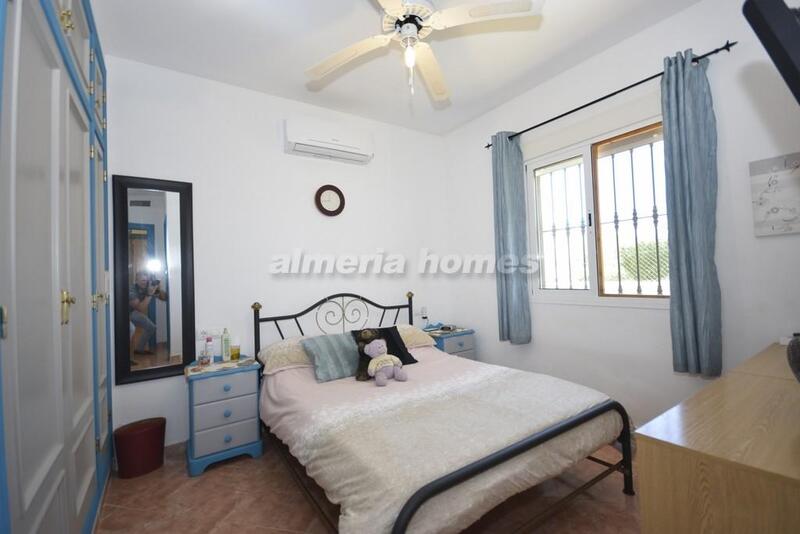 2 Cuarto Villa en venta