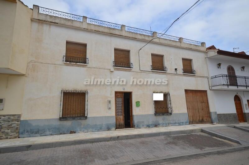 Gezinswoning Te koop in Almanzora, Almería