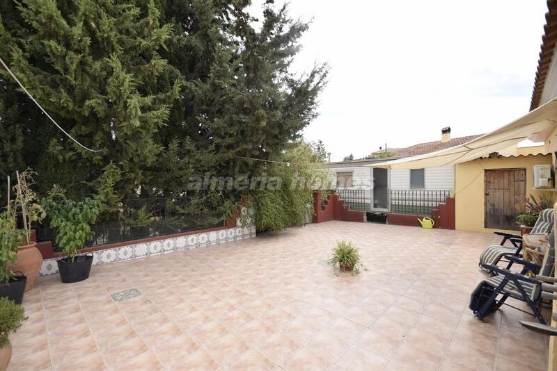 2 Cuarto Villa en venta