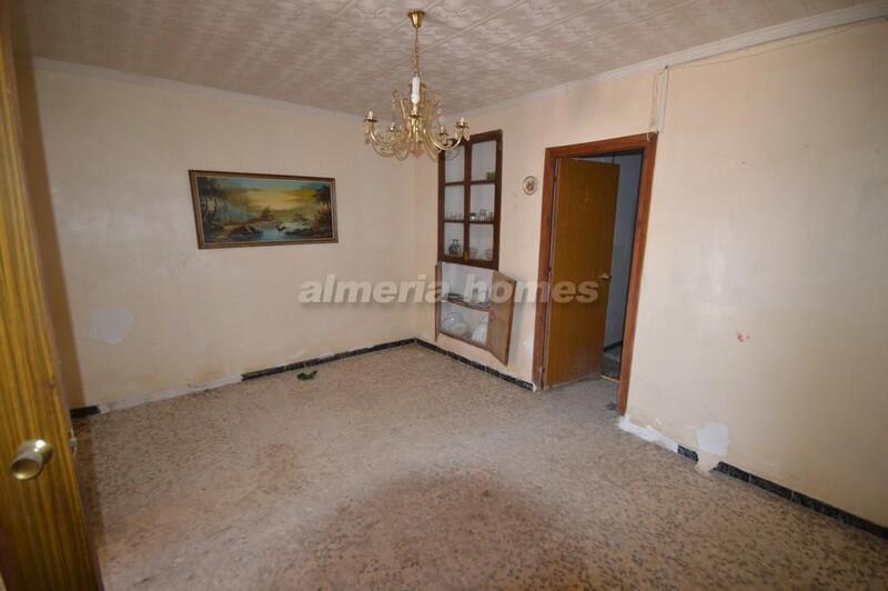 5 bedroom Country House for sale