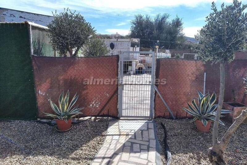 2 Cuarto Villa en venta