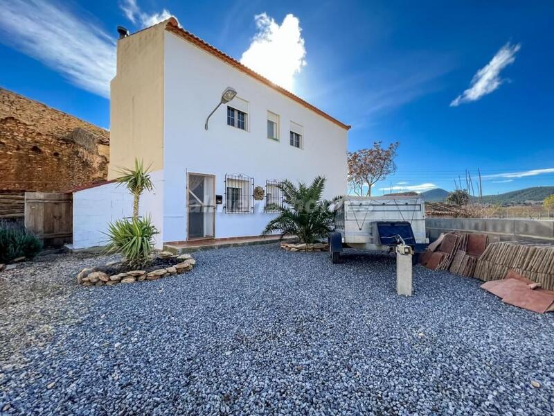 Villa for sale in Oria, Almería