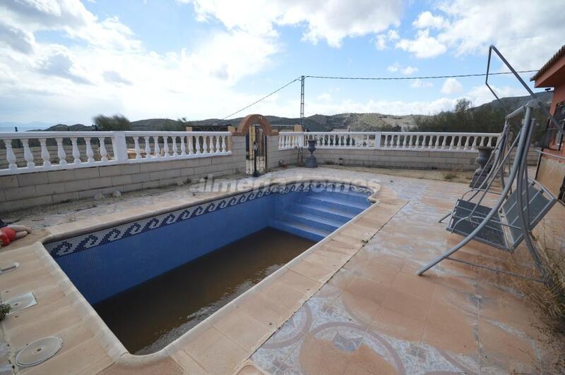 3 Cuarto Villa en venta