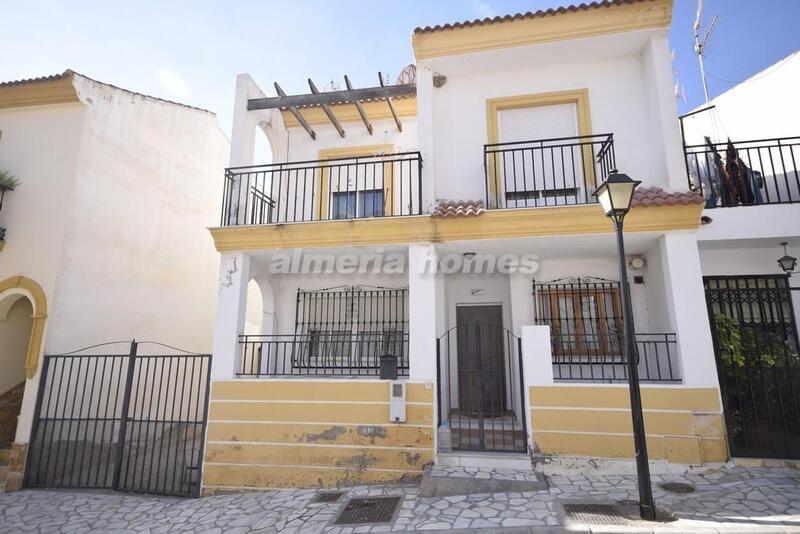 Duplex til salg i Arboleas, Almería