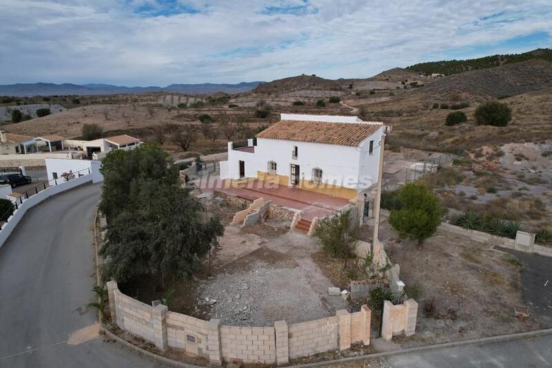 Lantställe till salu i Arboleas, Almería
