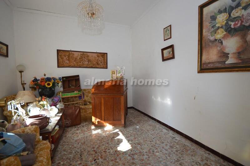 4 bedroom Country House for sale