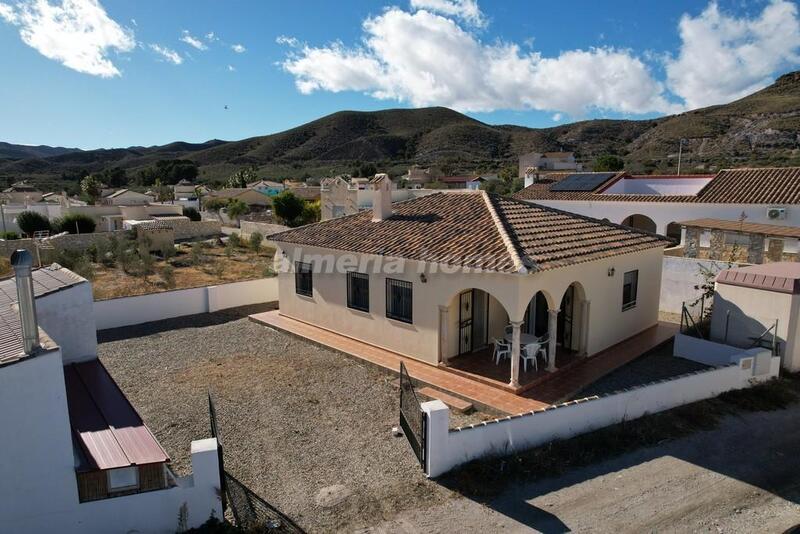 Villa til salgs i Cantoria, Almería