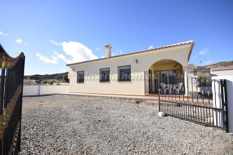 3 Cuarto Villa en venta