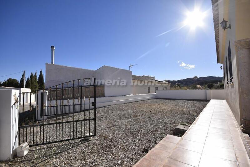 3 Cuarto Villa en venta