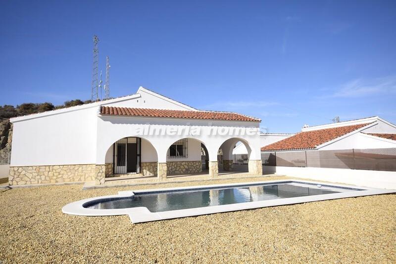 Villa til salgs i Arboleas, Almería