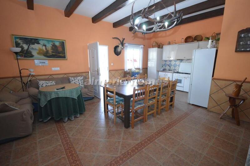 3 bedroom Country House for sale