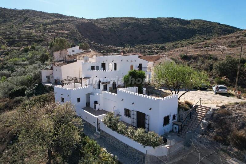 Landhaus zu verkaufen in Albanchez, Almería