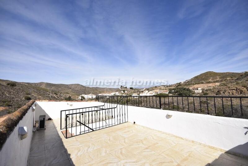 4 Cuarto Casa de Campo en venta