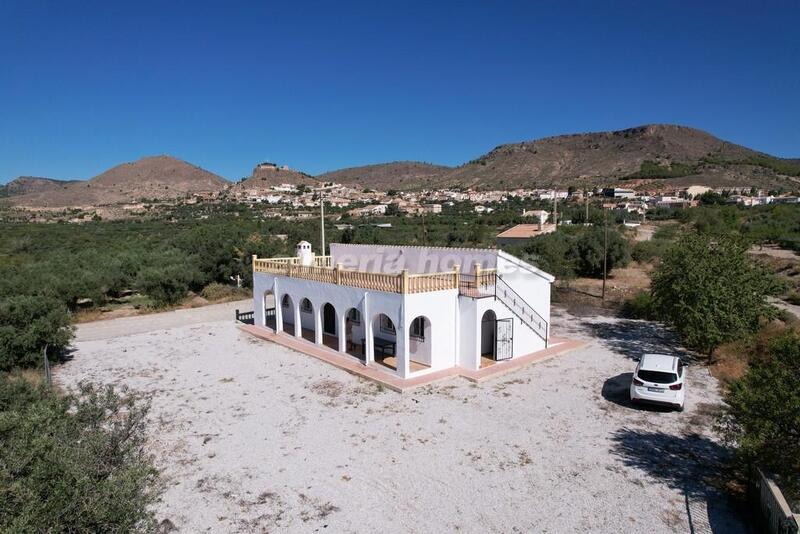 Villa til salg i Oria, Almería