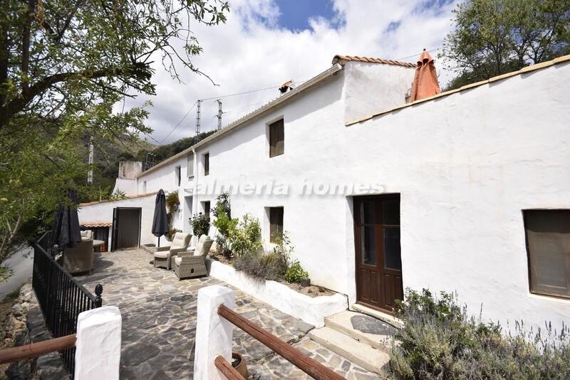 Landhaus zu verkaufen in Chercos, Almería