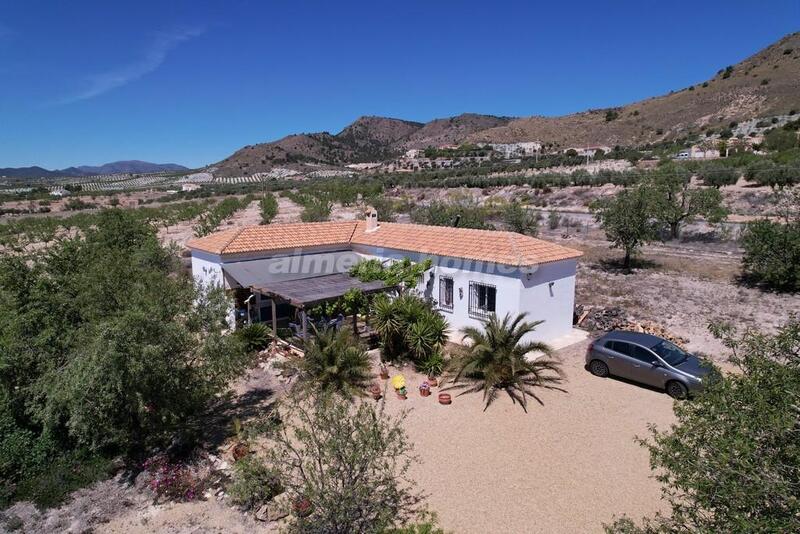 Villa for sale in Oria, Almería