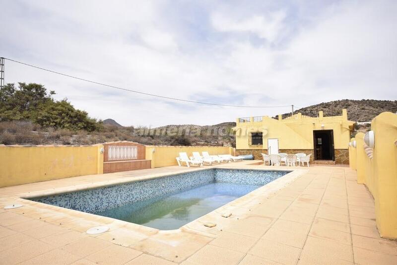 Villa till salu i Oria, Almería