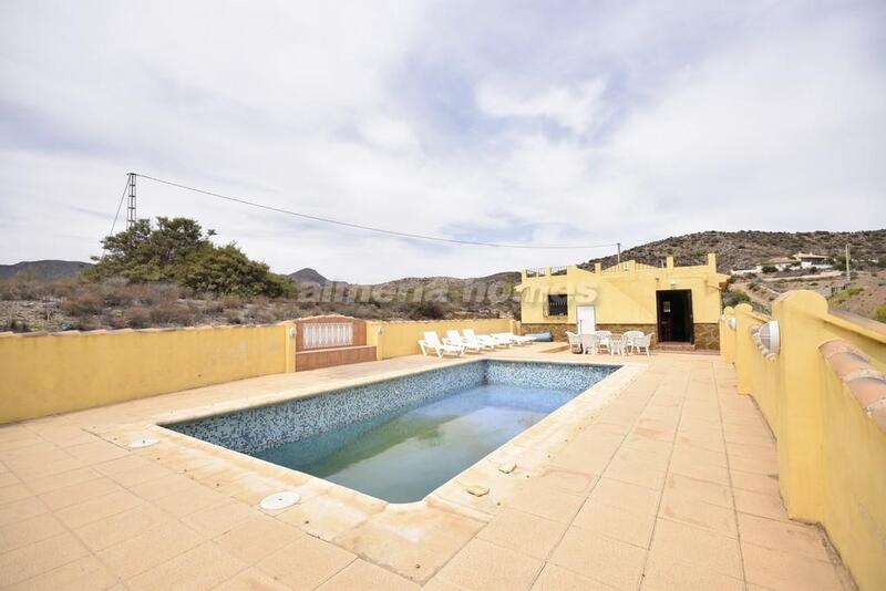 3 Cuarto Villa en venta