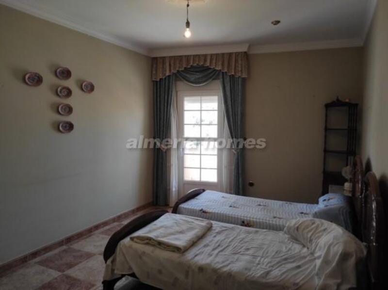 4 Cuarto Casa de Campo en venta