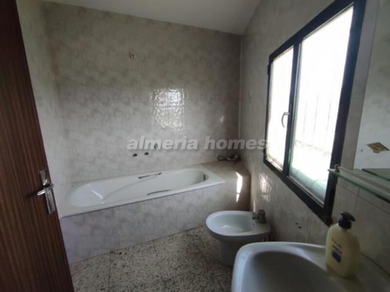 6 chambre Auberge à vendre