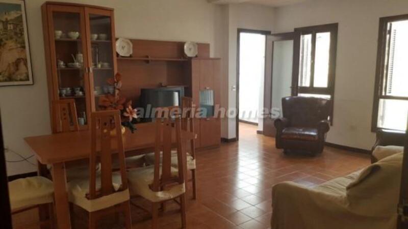 3 bedroom Apartment for sale