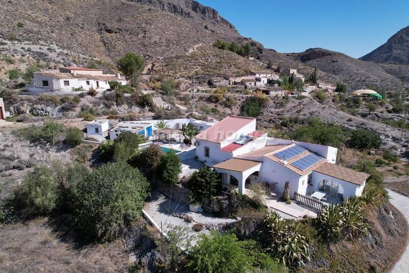 3 Cuarto Villa en venta