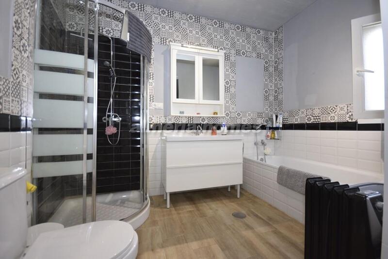 2 bedroom Villa for sale