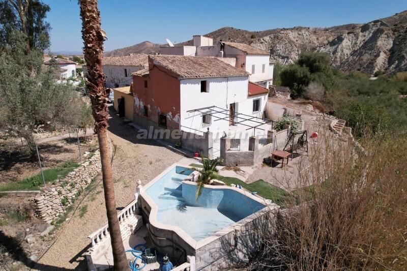 Casa de Campo en venta en Arboleas, Almería