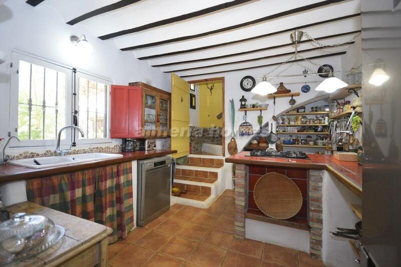 4 bedroom Country House for sale