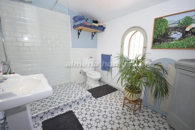 4 bedroom Country House for sale