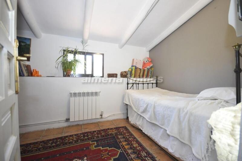 4 bedroom Country House for sale