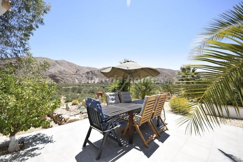 4 bedroom Country House for sale