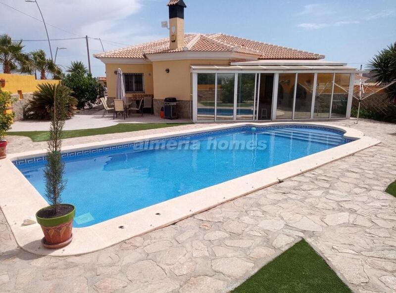Villa til salg i Arboleas, Almería