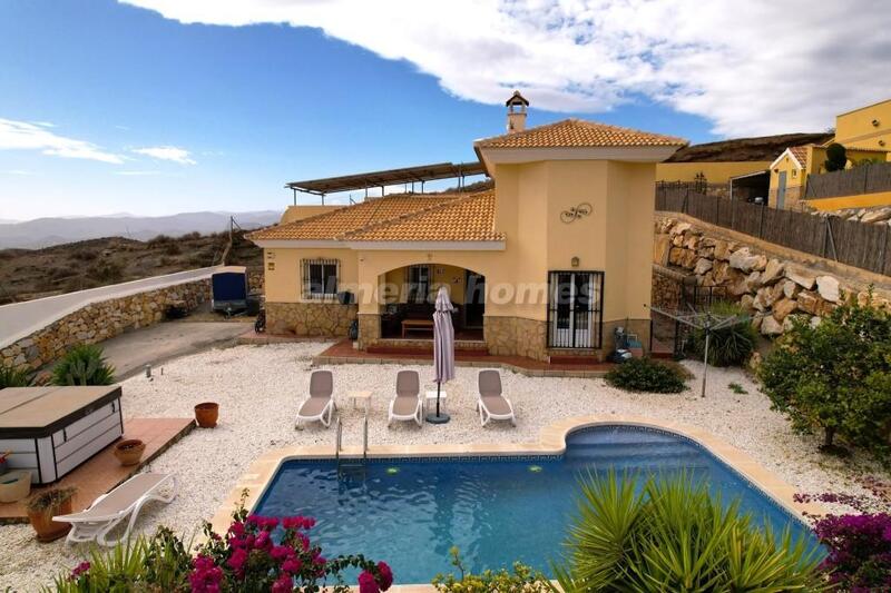 3 slaapkamer Villa Te koop
