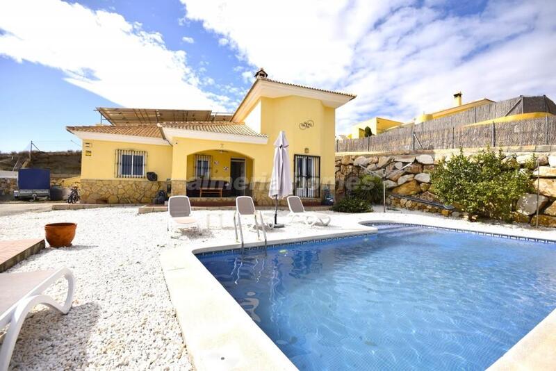 3 slaapkamer Villa Te koop