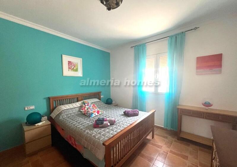 4 Cuarto Villa en venta