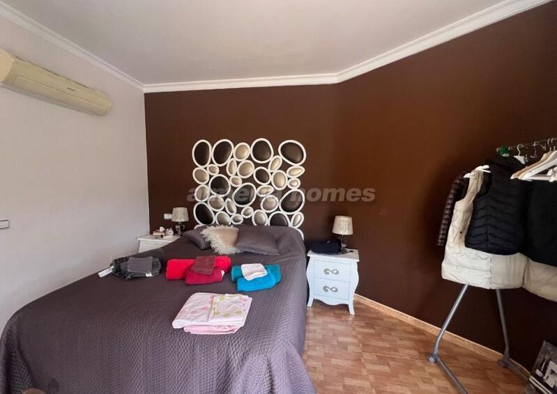 4 Cuarto Villa en venta