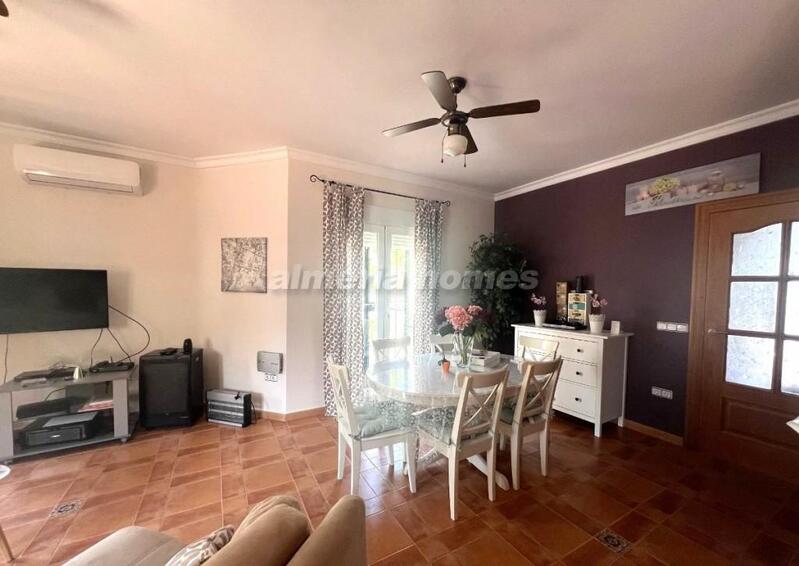4 Cuarto Villa en venta