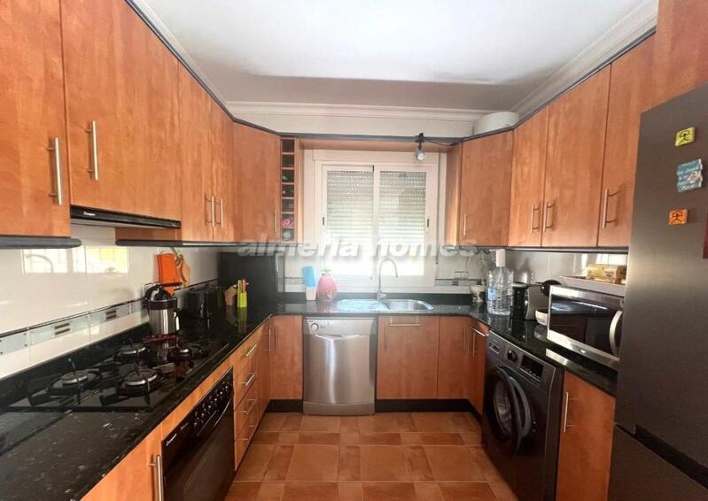 4 Cuarto Villa en venta