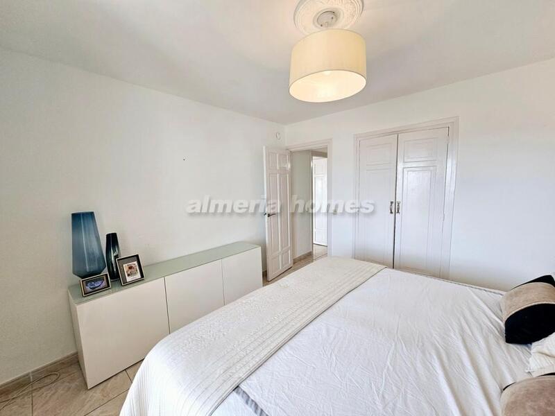 2 slaapkamer Appartement Te koop