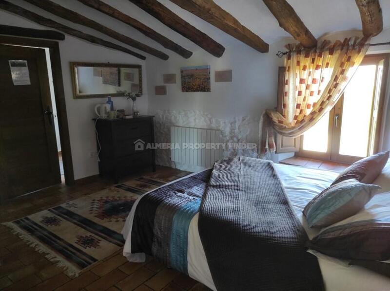 6 chambre Auberge à vendre