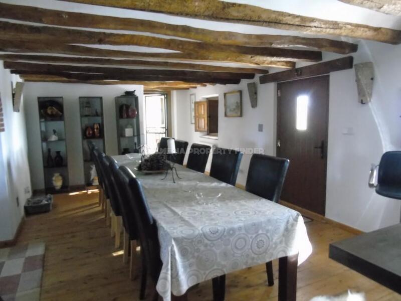 6 chambre Auberge à vendre