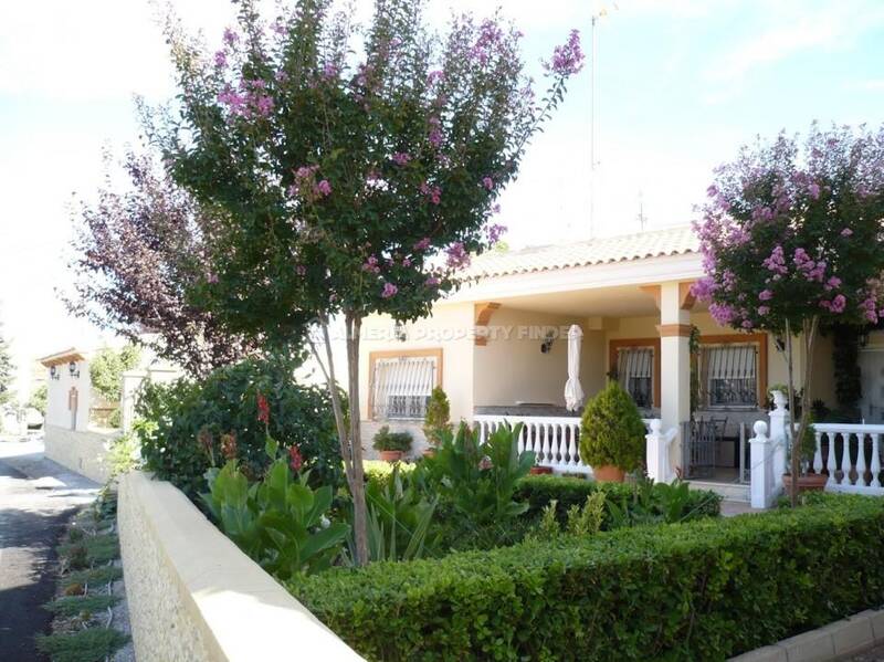 Villa for sale in Seron, Almería