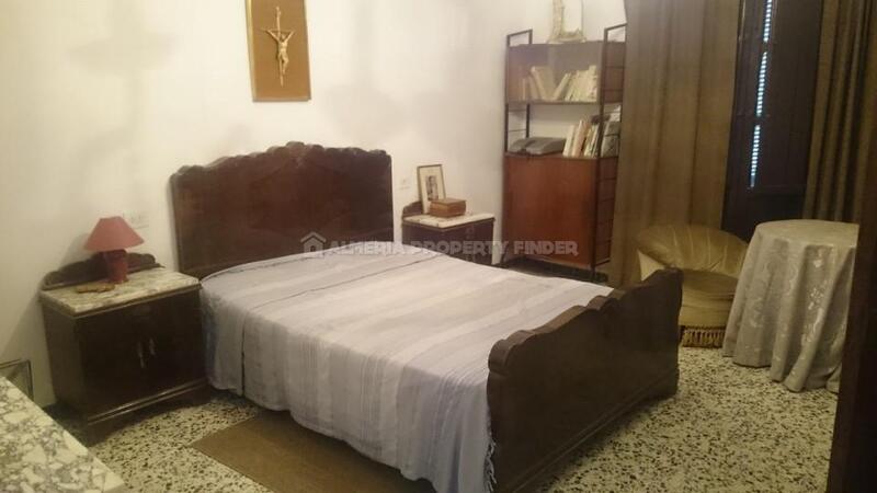 9 Cuarto Adosado en venta