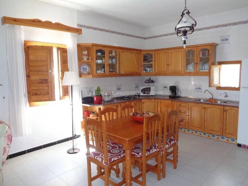 4 bedroom Country House for sale